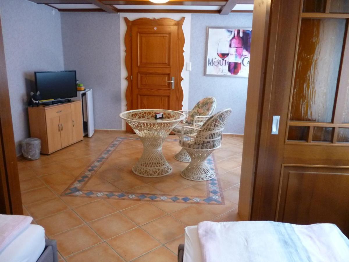 "Haus Ambiente" Apartment & Gaestehaus Brome - Modern, Zu Fairen Preisen Luaran gambar